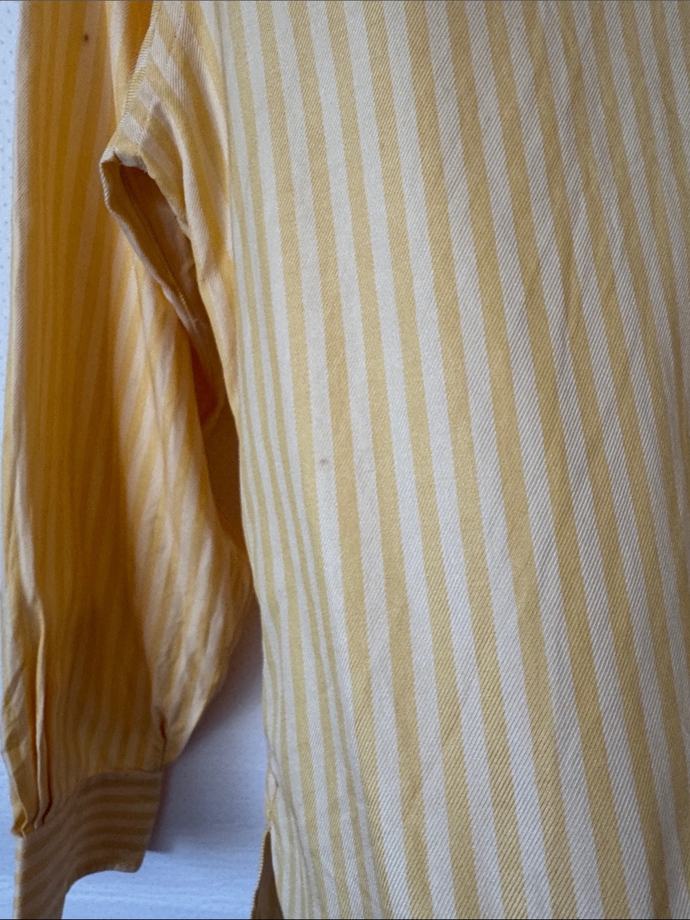Charvet Cropped Light Yellow Pinstripe Casual Button-Down Shirt - Picture 9 of 9